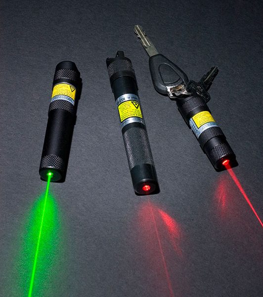 Rescue-Laser-Flares-showing-Red-and-Green-Laser
