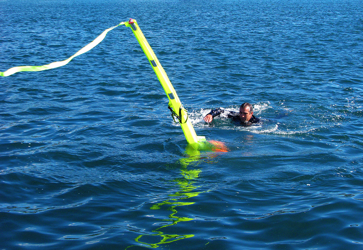 SOS Marine - Dan Buoy - Fast response - Man Overboard Rescue 5
